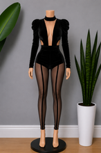 Load image into Gallery viewer, Two Piece Puff Sleeve Velour Set