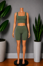 Load image into Gallery viewer, The Baddie Basic Set - Olive
