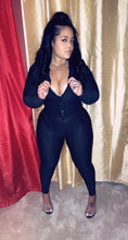Load image into Gallery viewer, Baddie Jogger Set - Black
